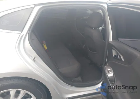 2018 Chevrolet Malibu Lt z USA, uszkodzony, nr VIN 1G1ZD5STXJF259778